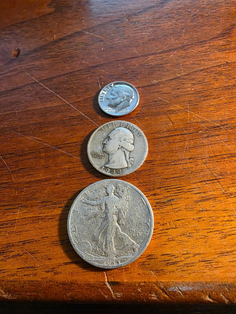 1-1968 UNC.DIME, 1-1933L S WALKING LIBERTY, 1-1944 S WASHINGTON QU.